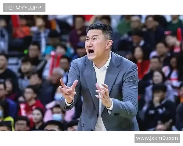 广州篮球队近期表现分析与未来展望聚焦球队状态与战术调整 广州篮球队近期表现分析与未来展望聚焦球队状态与战术调整