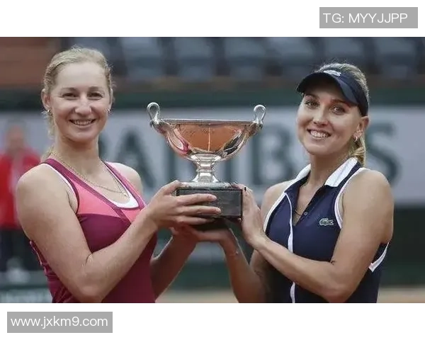 深圳排球队的奋斗与荣耀:从默默无闻到世界杯舞台的辉煌之路 深圳排球队的奋斗与荣耀:从默默无闻到世界杯舞台的辉煌之路